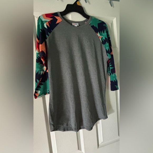 LuLaRoe Randy super cute. Medium - Picture 1 of 3